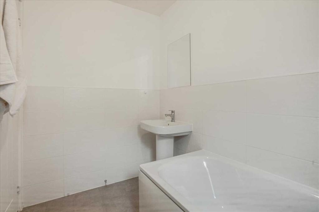 Bathroom (2)