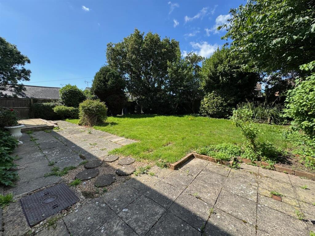 Garden 2.jpg