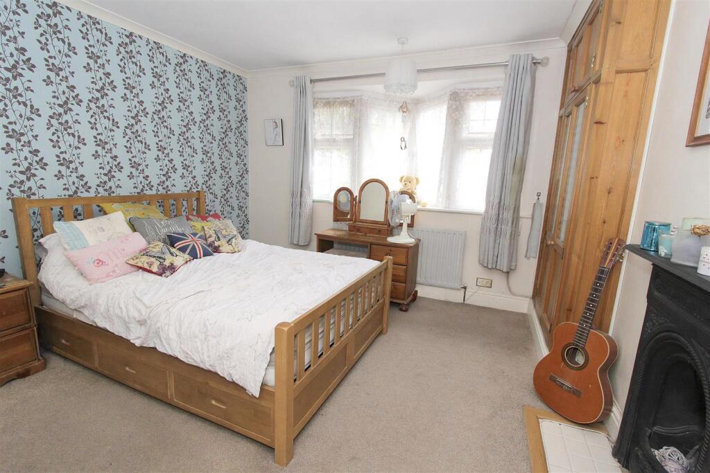 St9pxLzdp0WncU8rlnWNFg (3).jpg