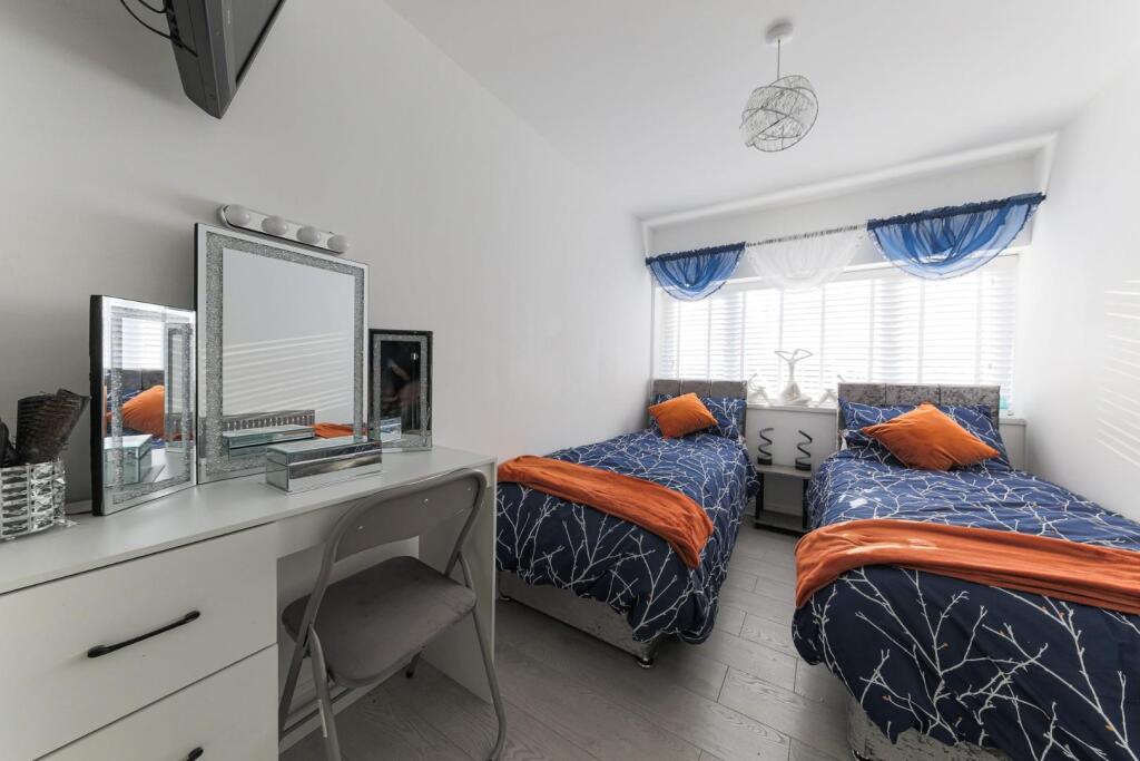 Downstairs Bedroom.jpg