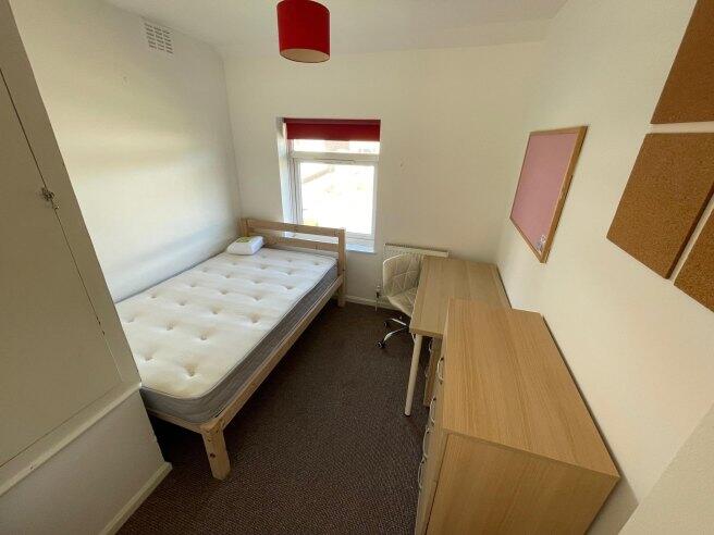 hillside-avenue-ct2-8ha-964026