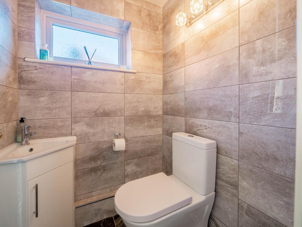 GROUND FLOOR WC