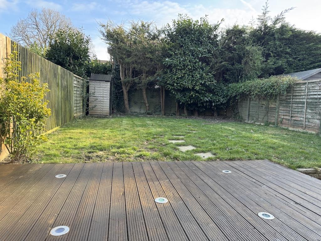 19 - Rear Garden.jpg