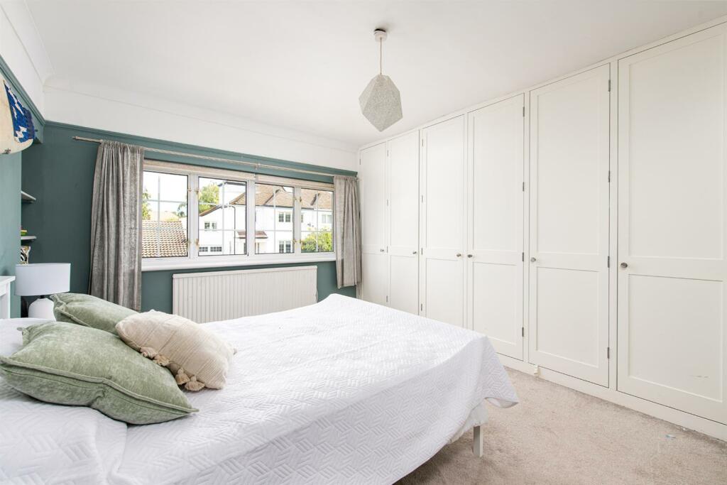 Bedroom3.jpg