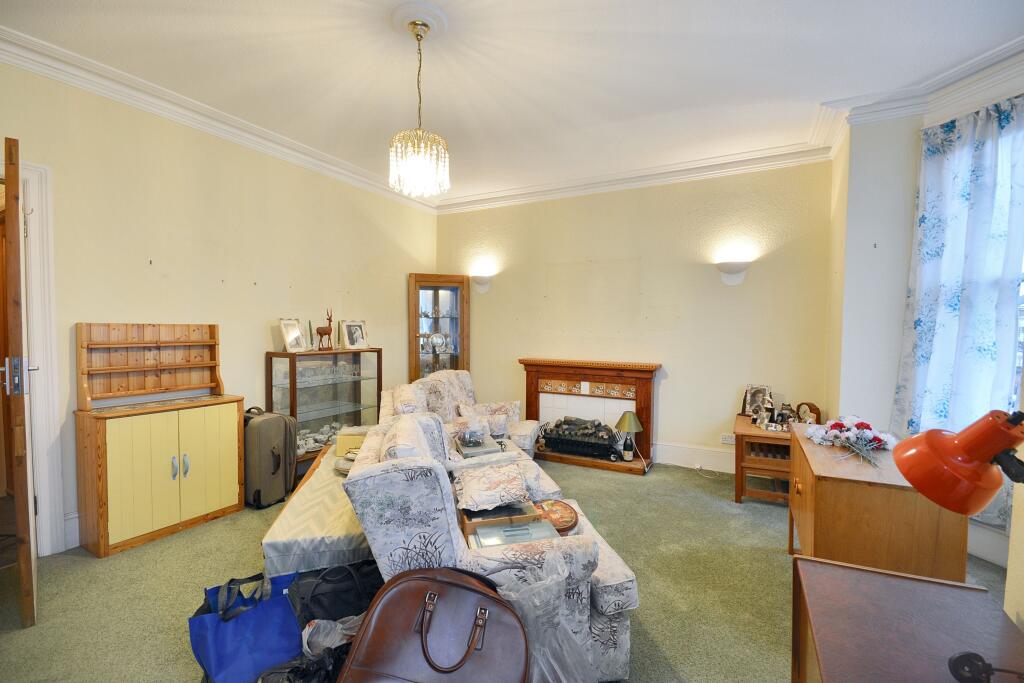 30 Broughton Road, London W13 8QW