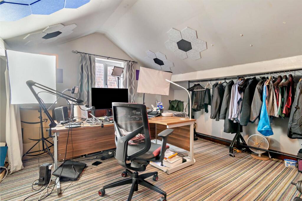 8637464-interior14-800.jpg