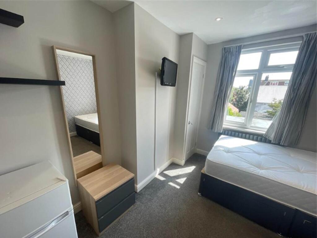 135319789_Entrance_B