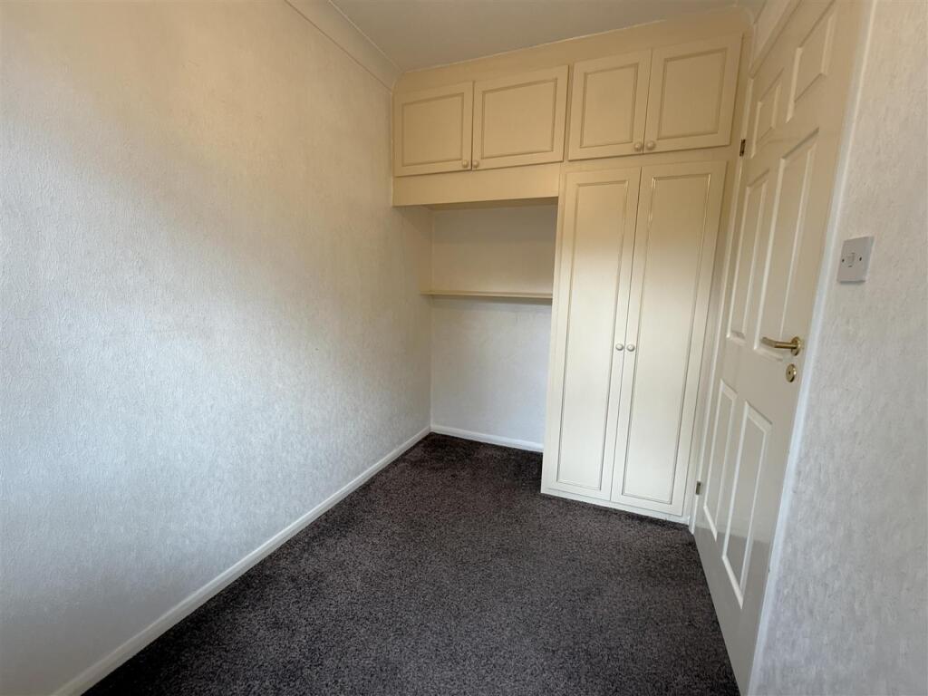 Bedroom 2B.JPG