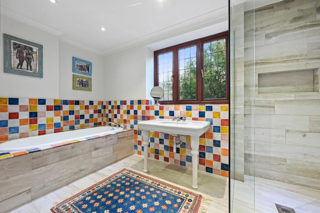 TEC - 72 Wykeham Road - Ensuite3 (1).jpg