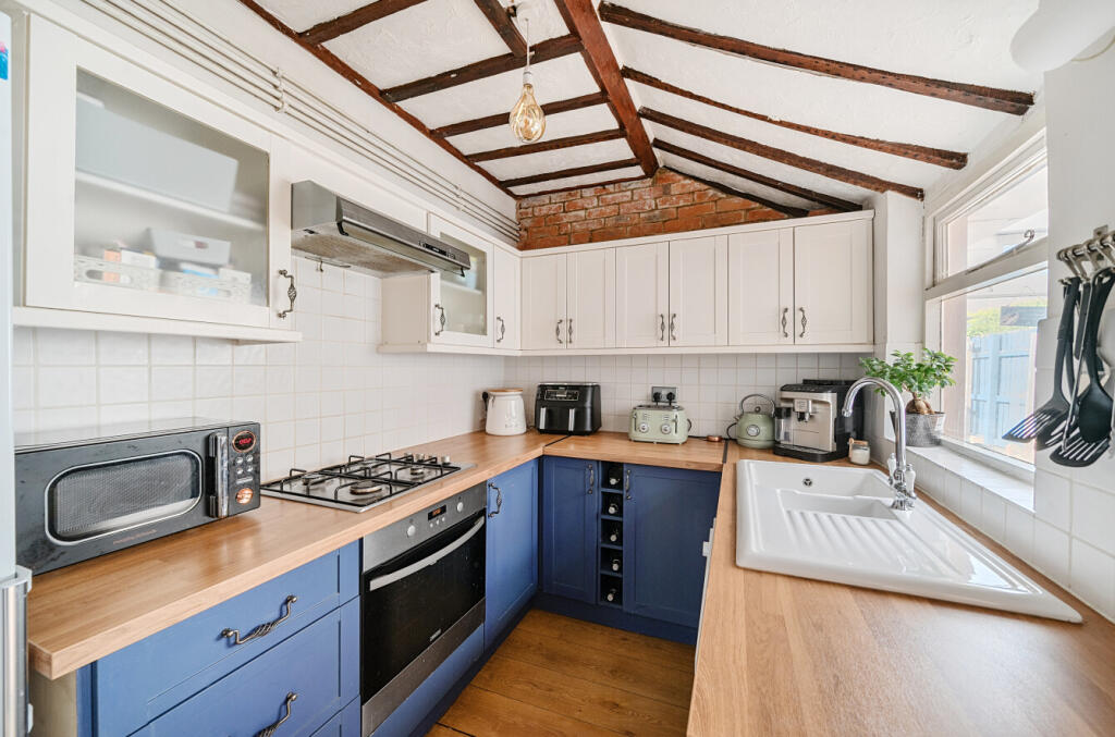 20681c7c157b9291286077arw20