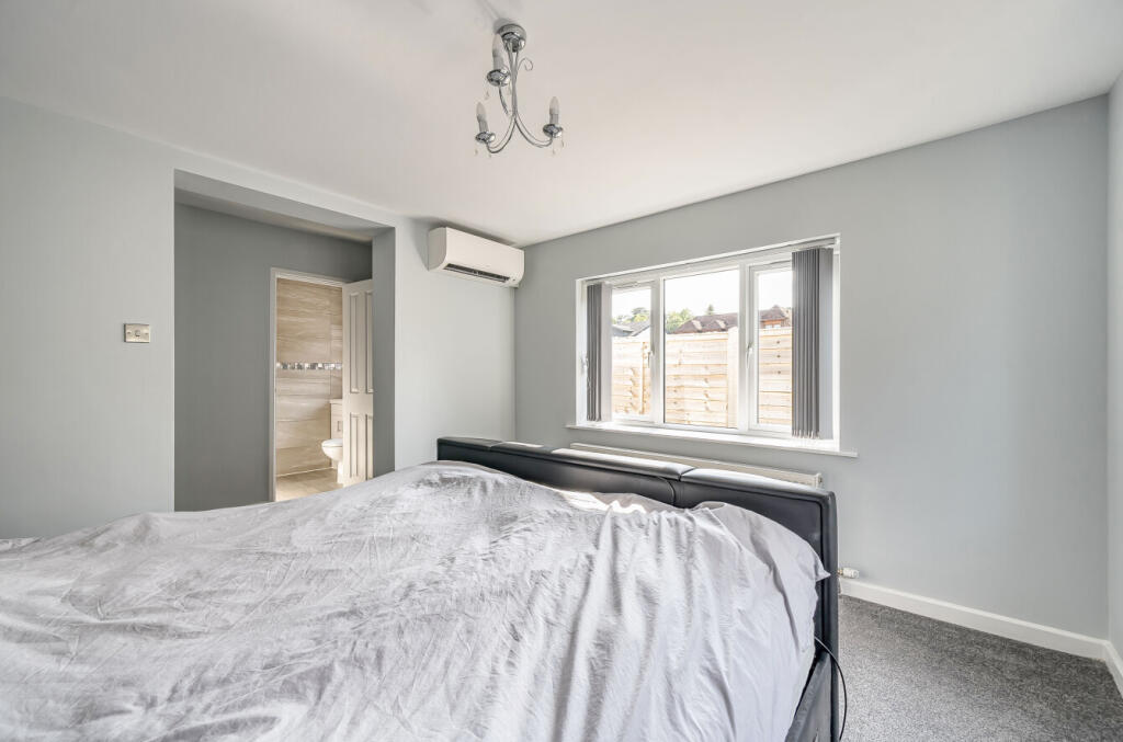 1340196-18-689f63...