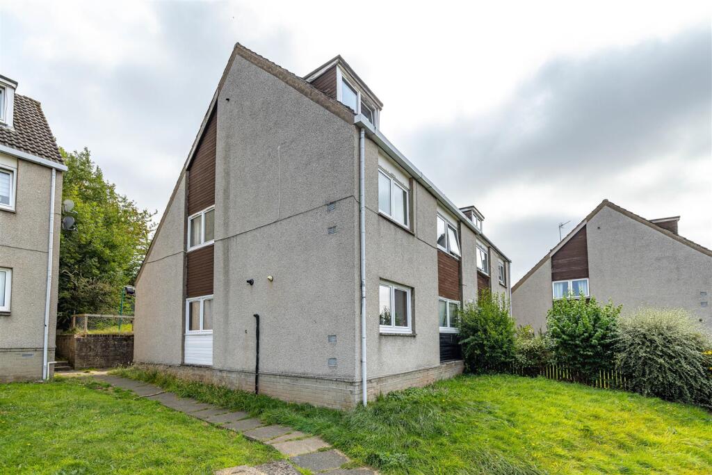 24 Grieve Avenue Jedburgh 03.JPG