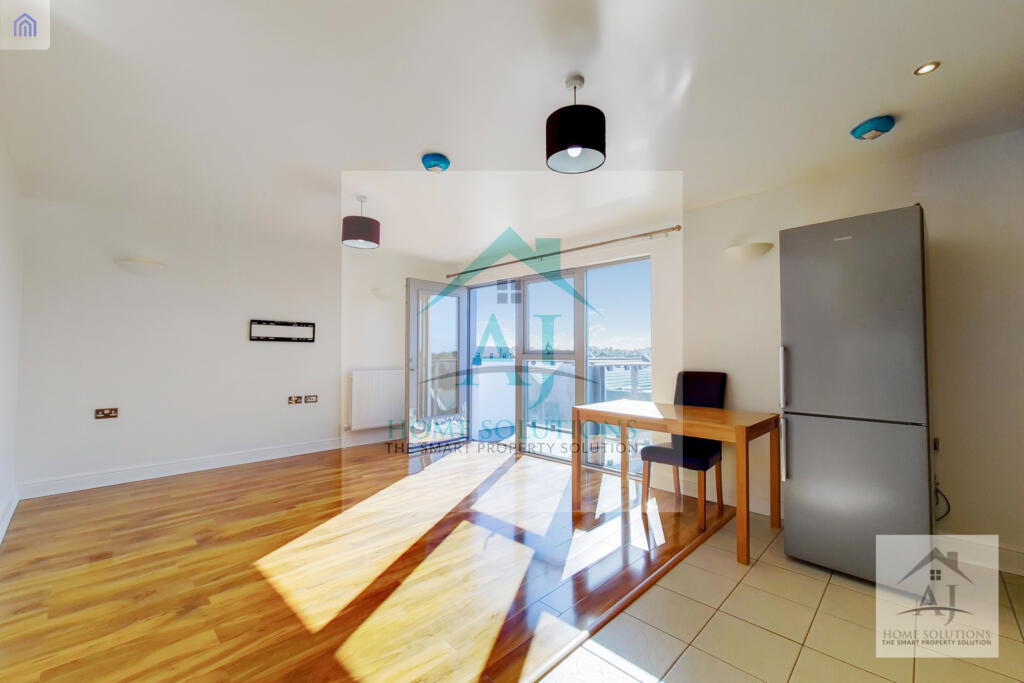 5_Kitchen-Reception-0