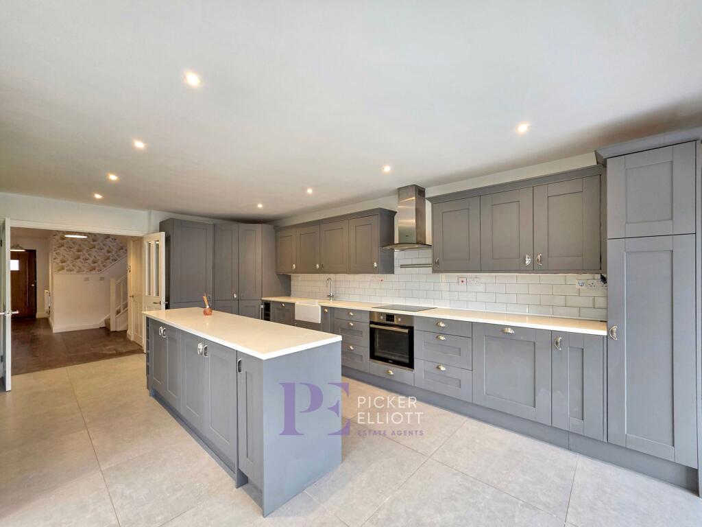 Living kitchen dining room