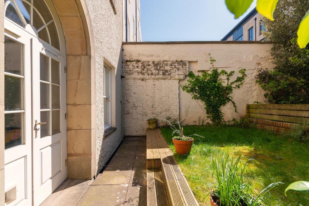 4C4CSP - External I.jpg