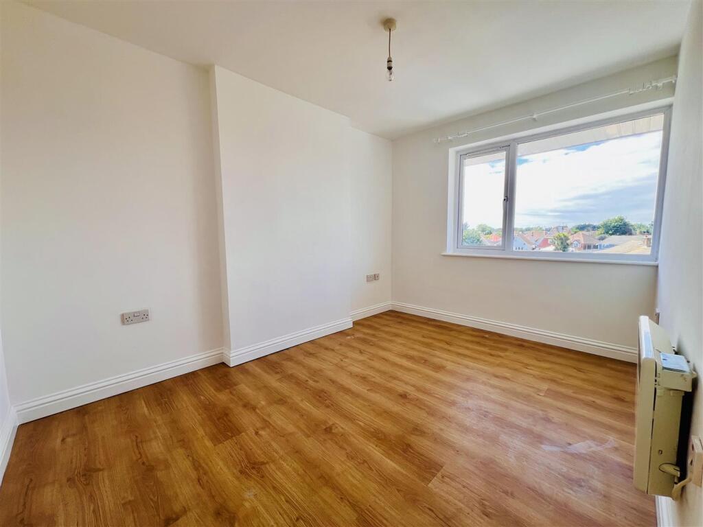 Bedroom1.jpeg