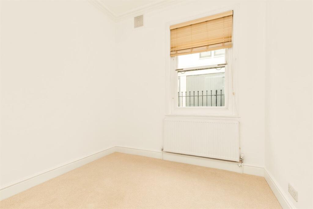 Bedroom.jpg