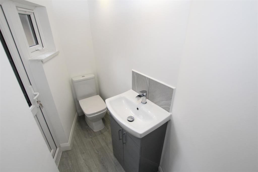 Downstairs shower room