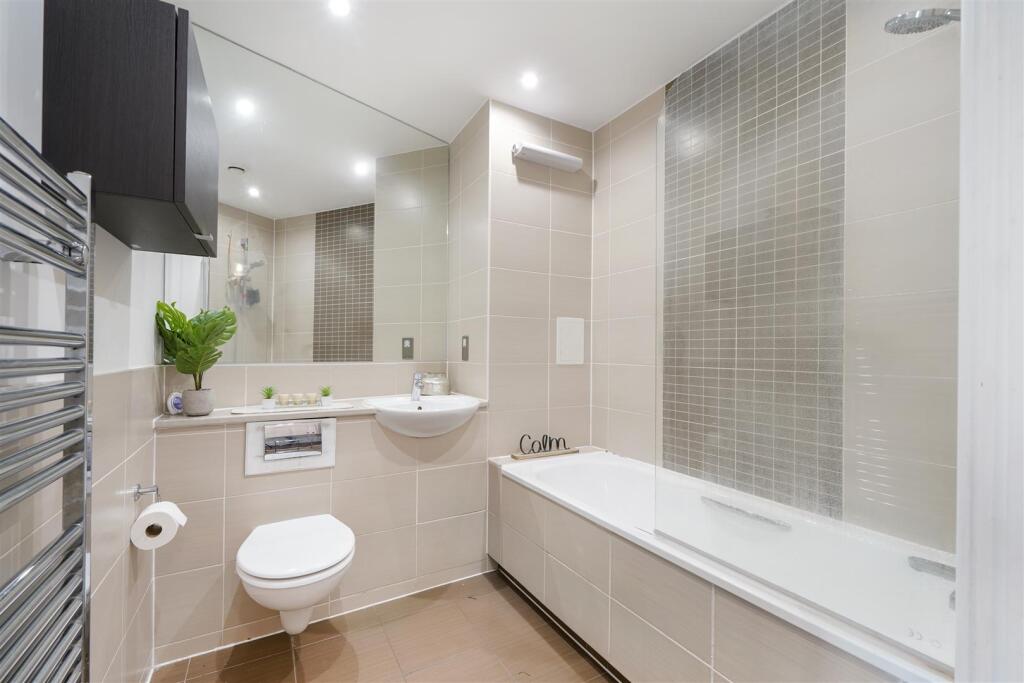 Flat 48, Luma Apartments - thhQcz2Ty2ewuHzXYI6c.jp