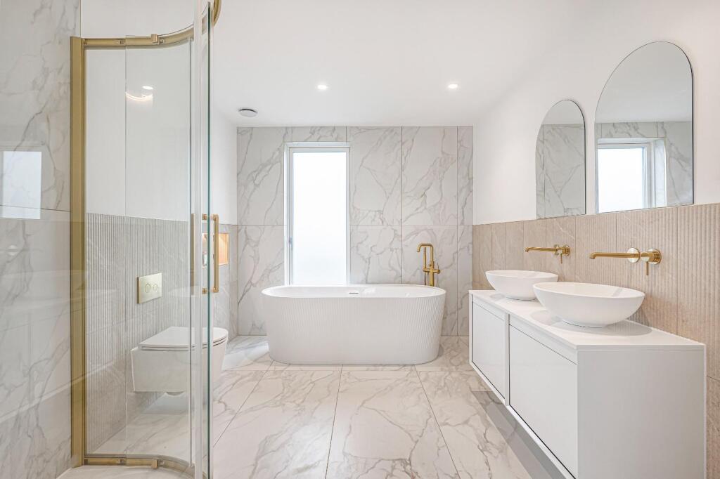 Photo 04-11-2025, 13 33 23.jpg