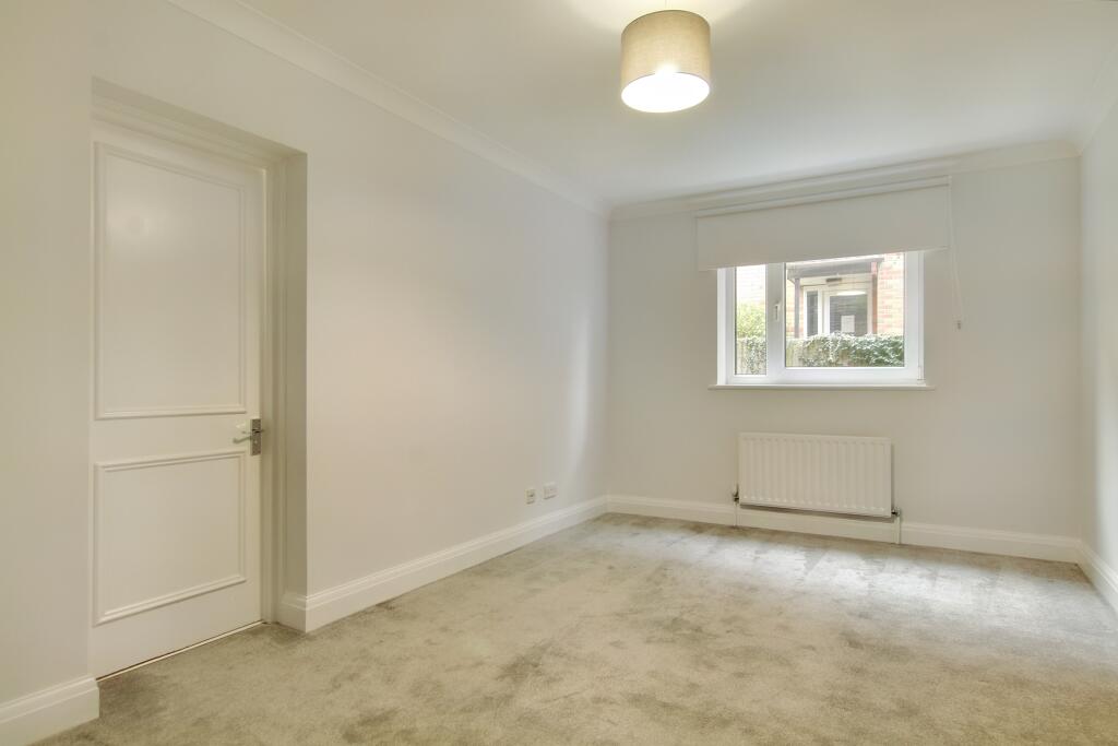 4.bedroom.jpg