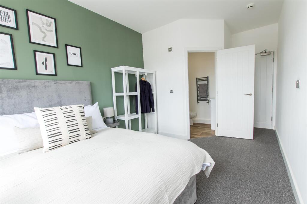 Double room 1.jpeg
