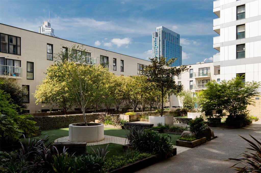 Kensington Apartment