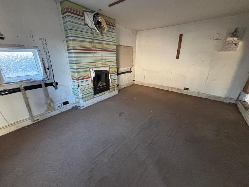 WhatsApp Image 2026-01-05 At 11.14.57  2  T202601051235.jpeg