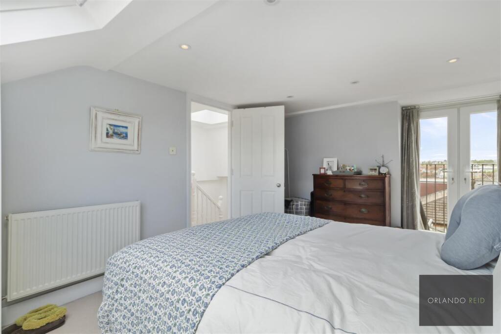 88 Aslett Street SW18 2BQ-6.jpg