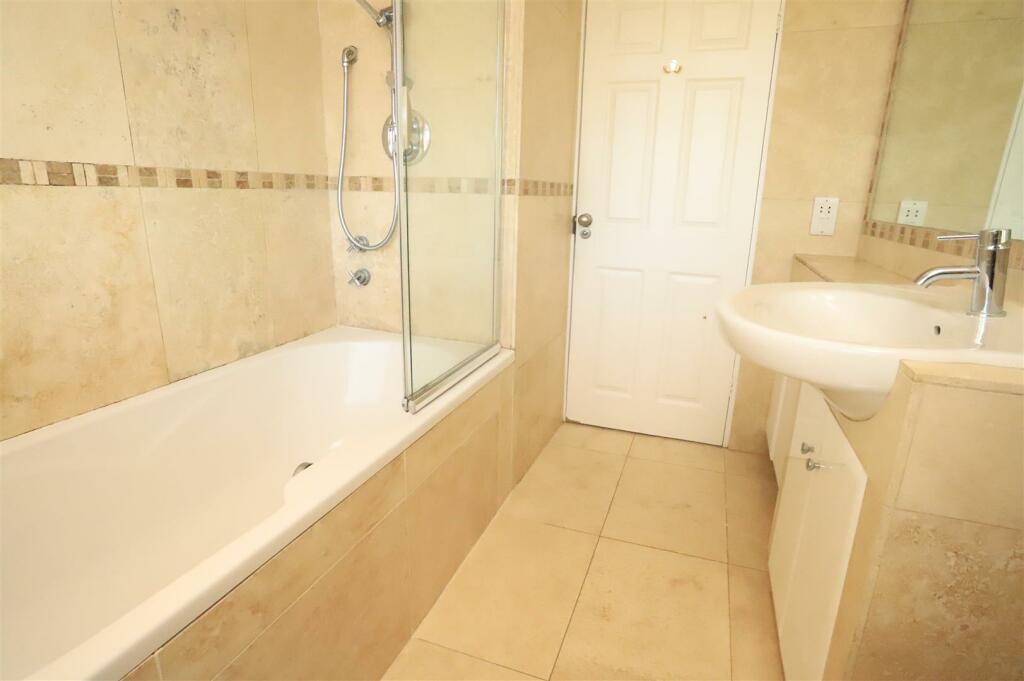 Family bathroom