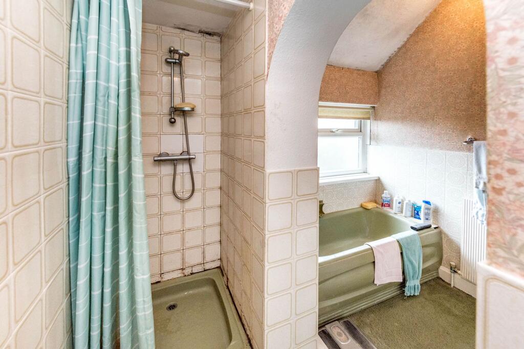 BEDROOMS AND BATHROOMS