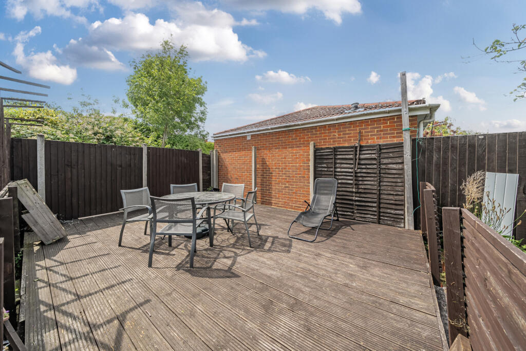 1303579-7-6849a77...