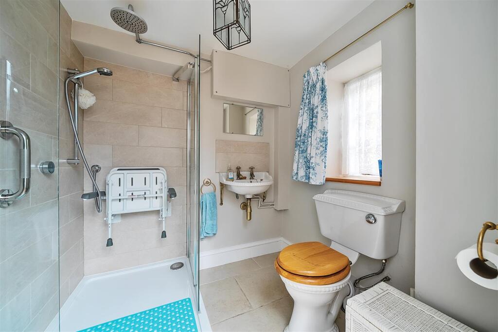 Bricklayers Cottage, 11 Careys Road, Pury End (16)