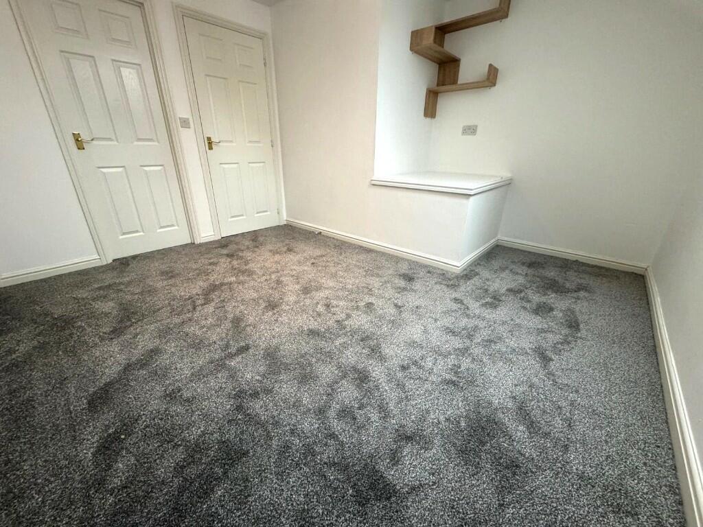 TOP FLOOR BEDROOM