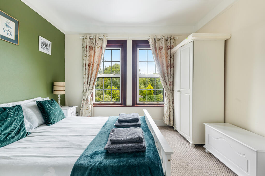 A15 - 14 Townstall Road Dartmouth - 240802