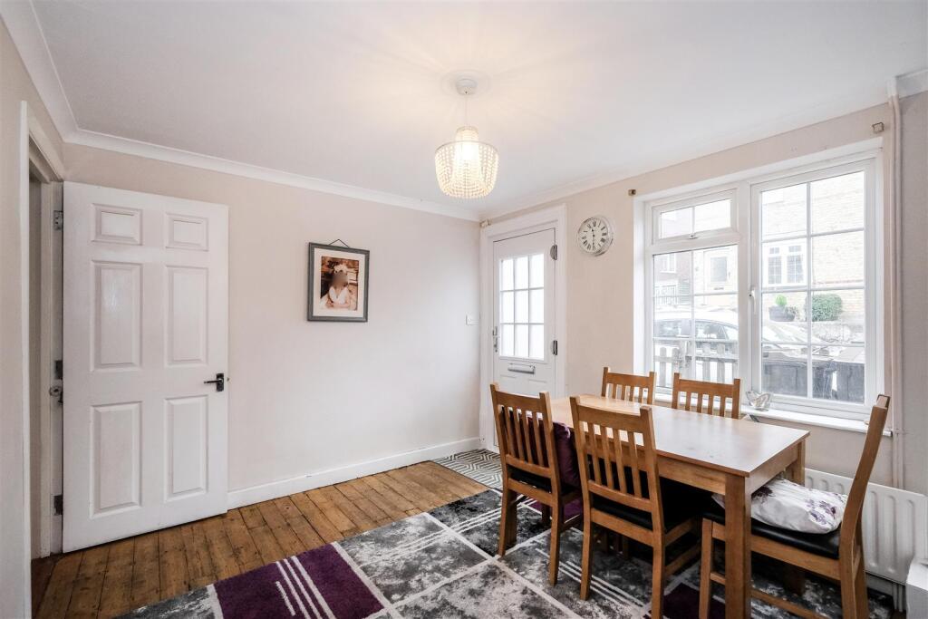 10 Kingsley road-3.jpg
