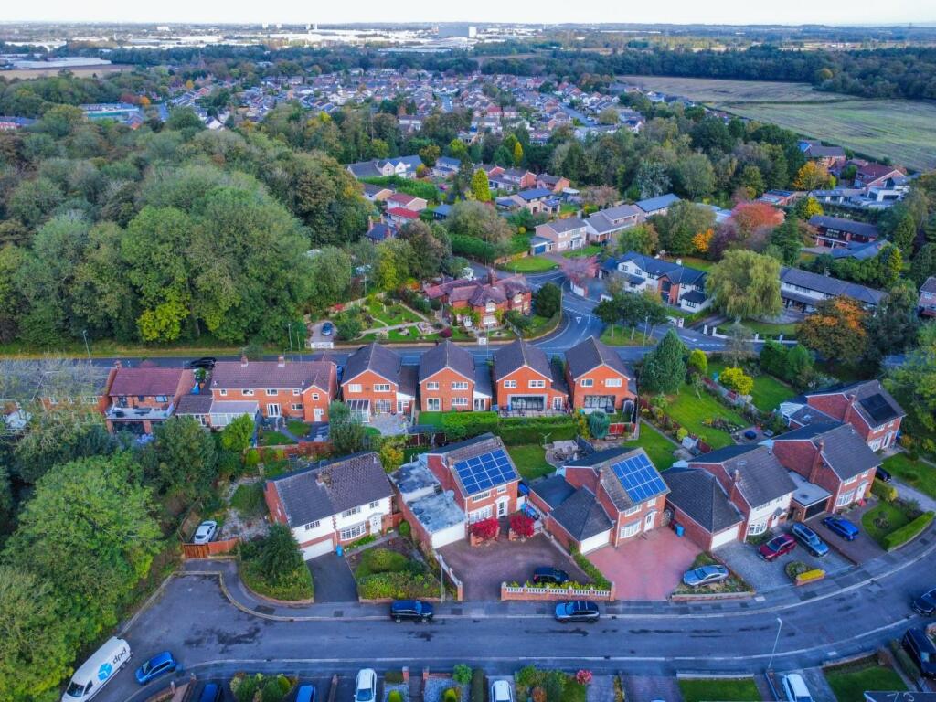 dji_fly_20241014_093558_155_1728895018906_photo_op