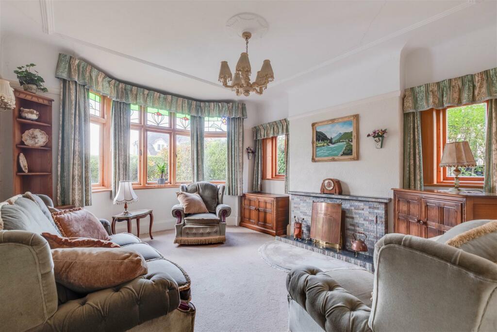 Constables 24 Dale Hey-2-8.jpg