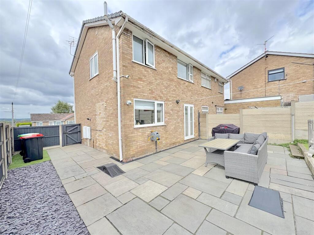 Enclosed Rear Garden