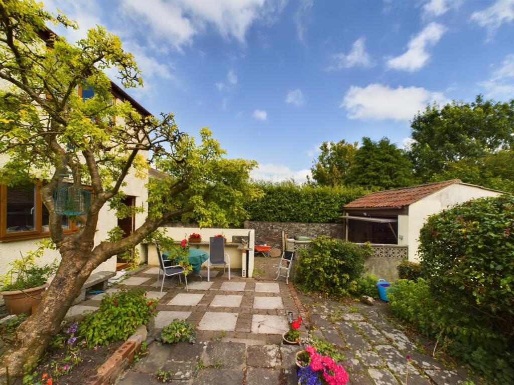 CAM02023G0-PR0069-STILL059