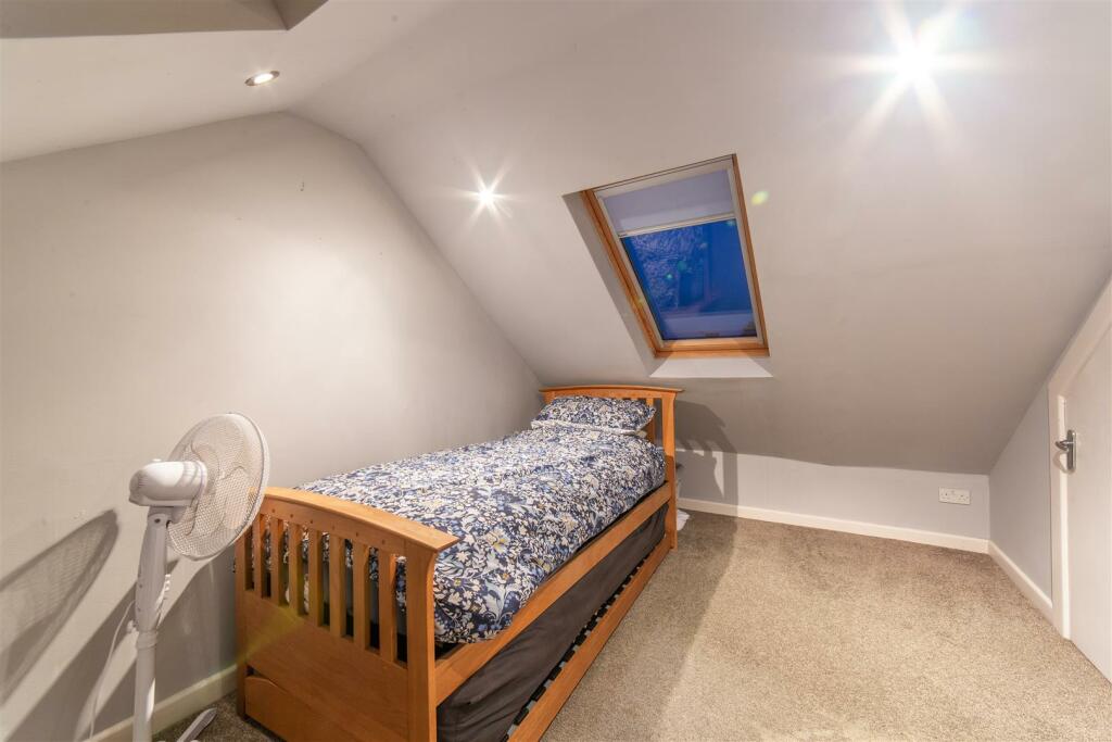 2 Wainfelin Avenue-2.jpg