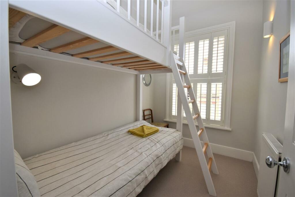 Bedroom 3.JPG