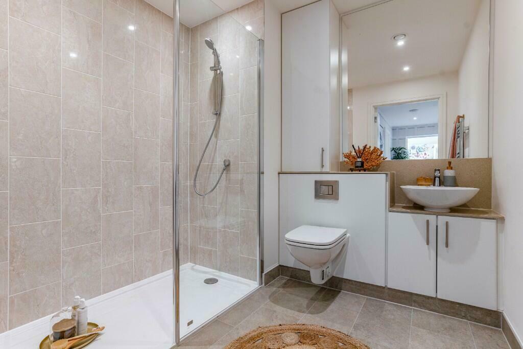 Showhome 