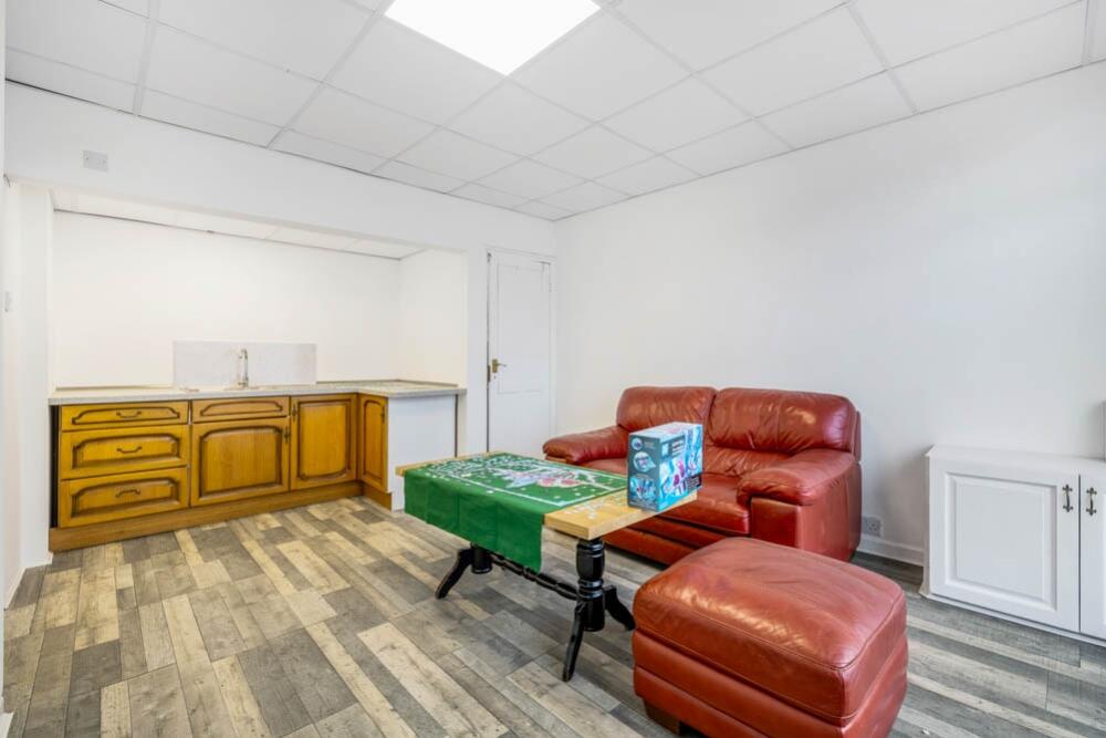 85 High Street (Holbeach)-16