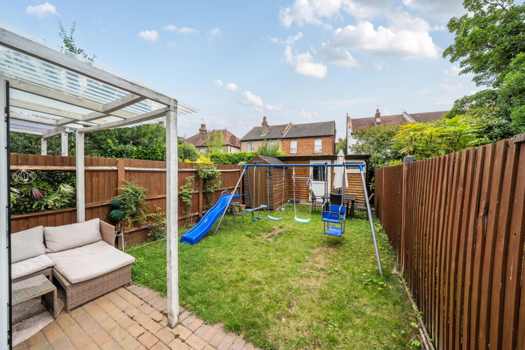 1329475-16-6883a5...