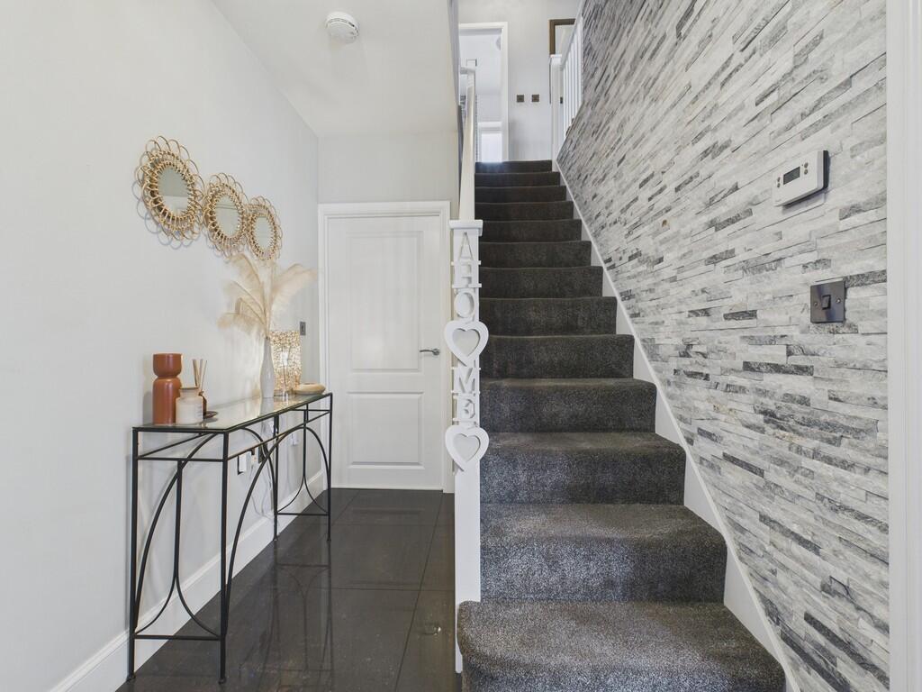 CAM04273G0-PR0192...