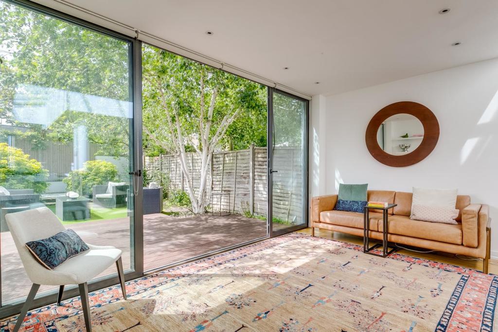 Kitchen | Family Room