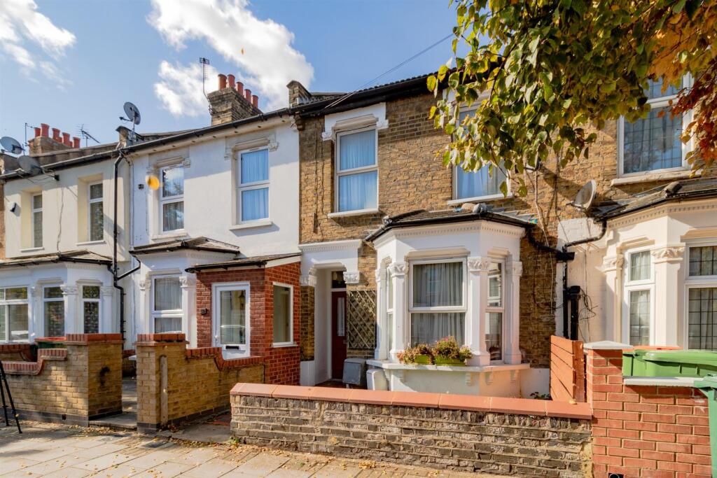 57b NIgel Road     E7 8AN (117).jpg