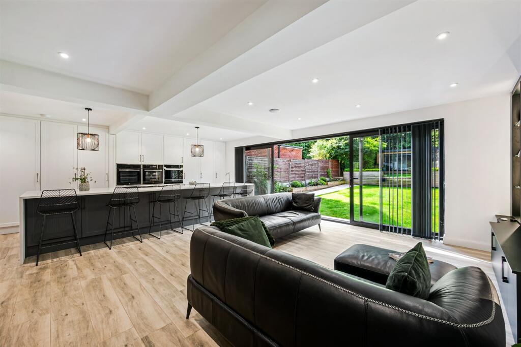 Living-Dining Kitche