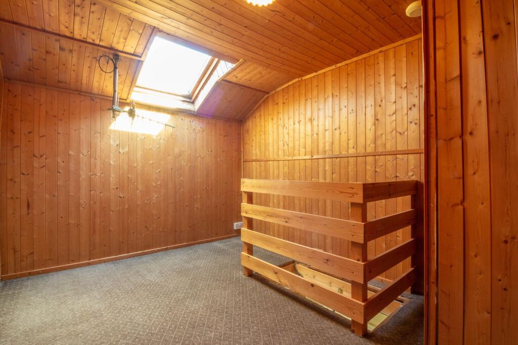LOFT ROOM 1